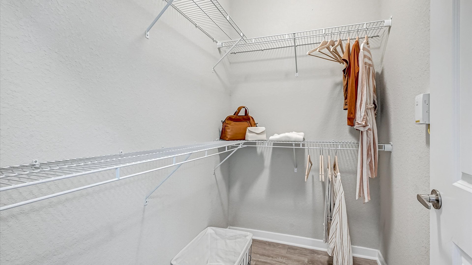 Photos of Springs at Flagler Center Apartments in Jacksonville, FL